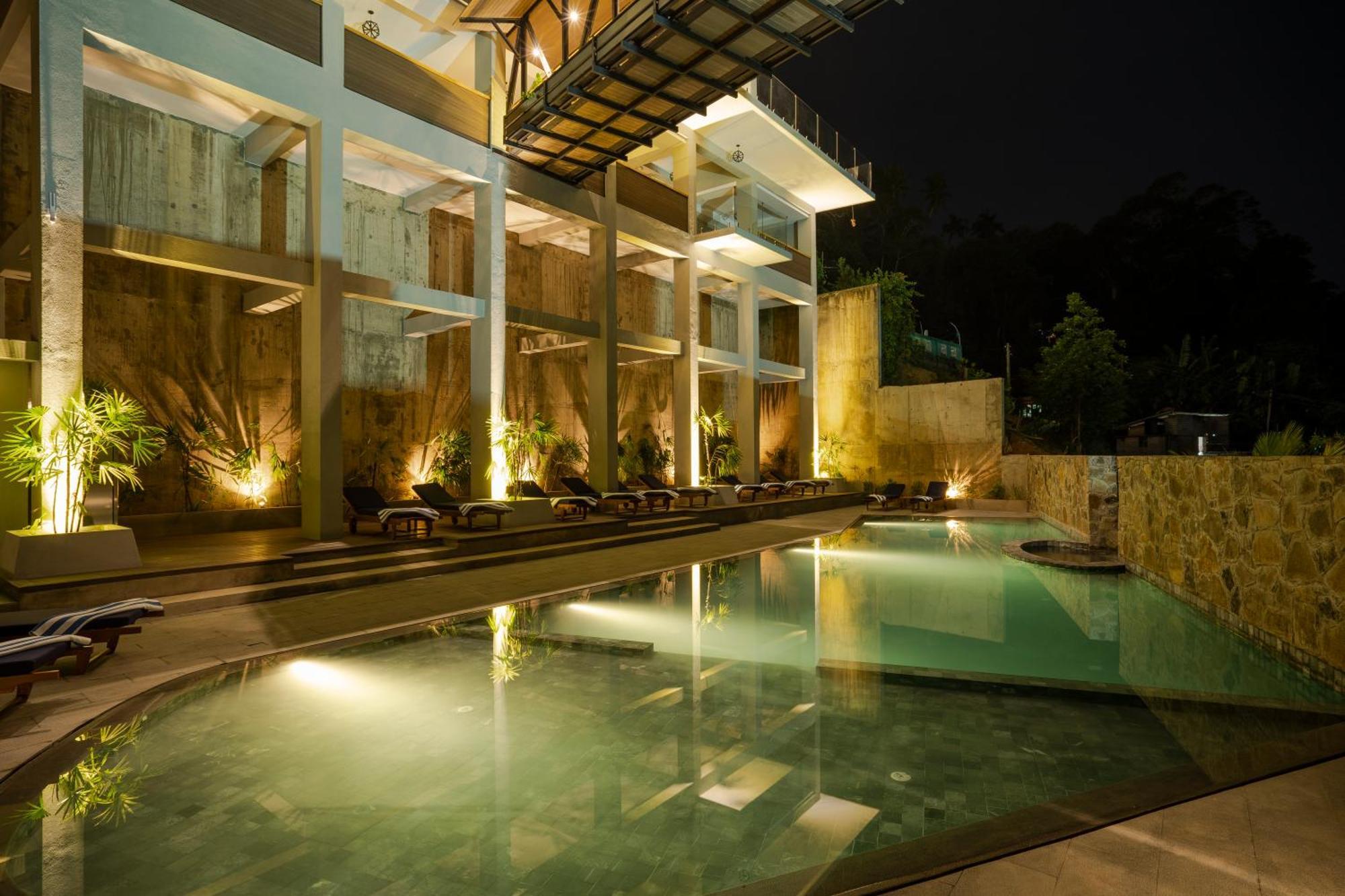 The Nine Mirissa Hotel Exterior photo