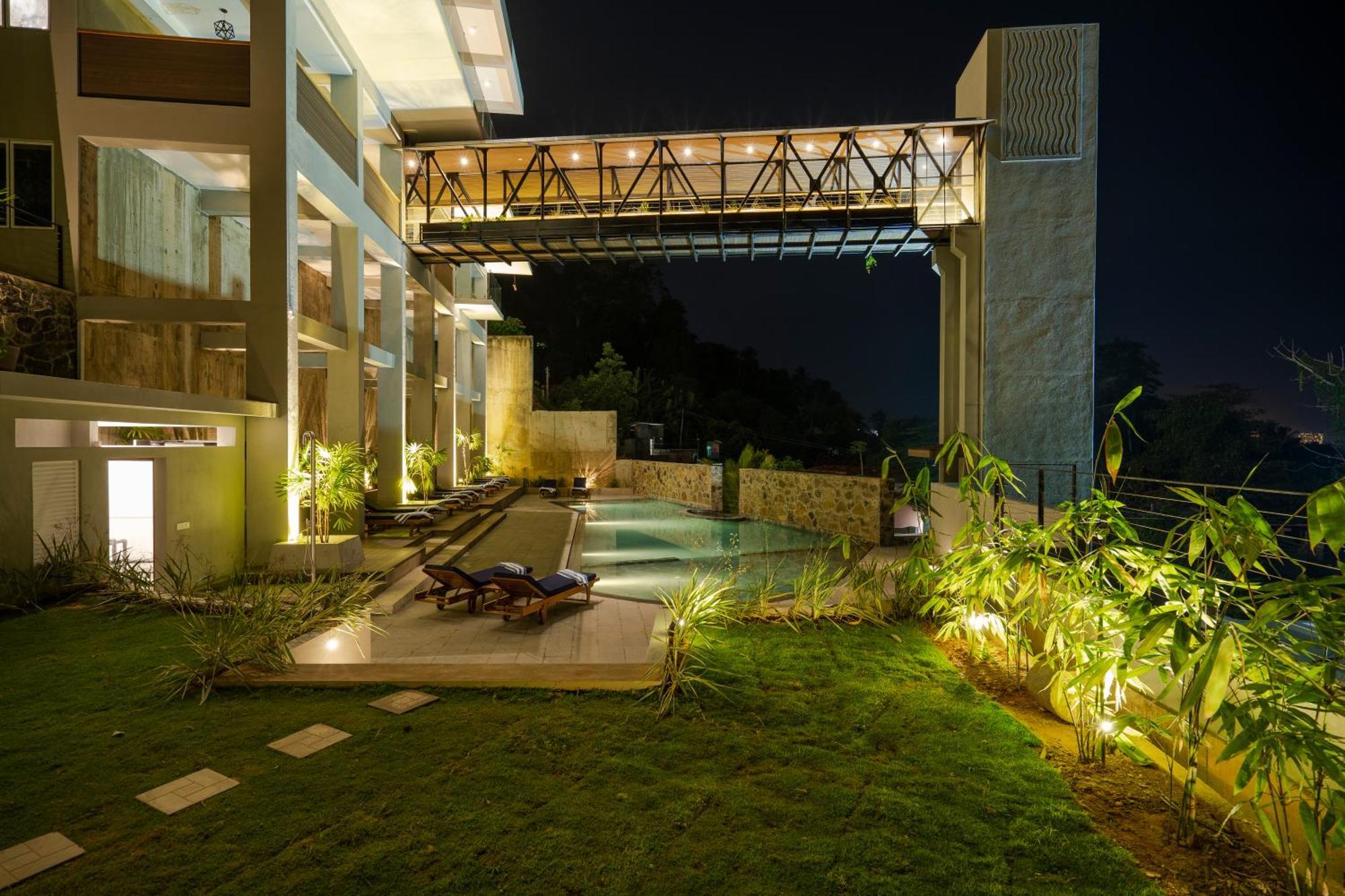 The Nine Mirissa Hotel Exterior photo