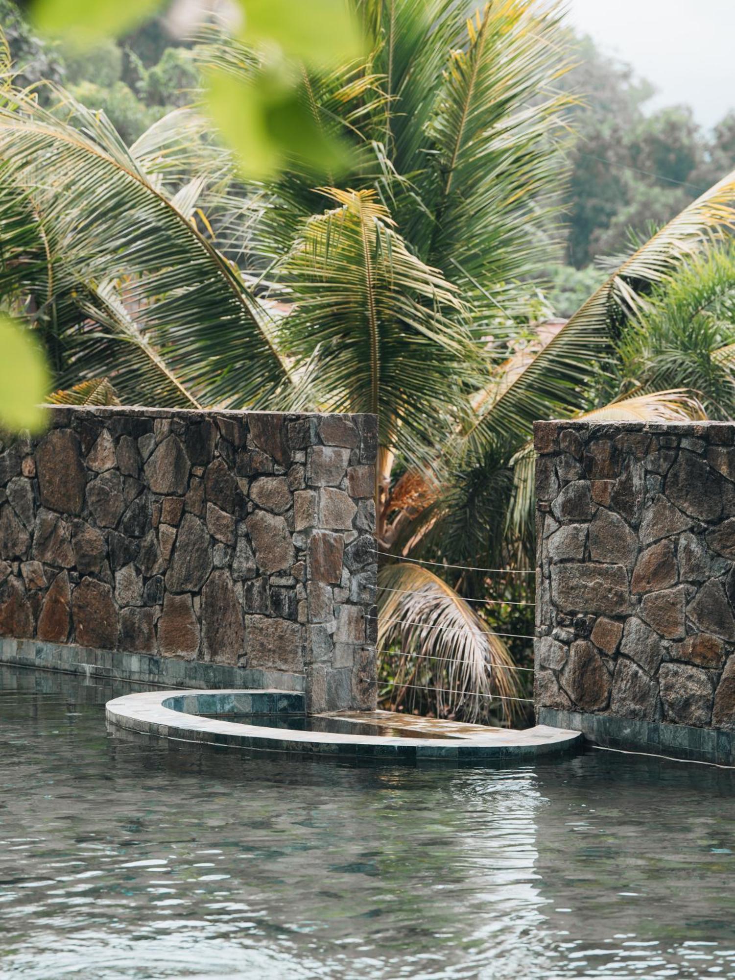 The Nine Mirissa Hotel Exterior photo